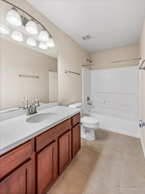 170 Jackson St, Gilberts, IL 60136 photo 19