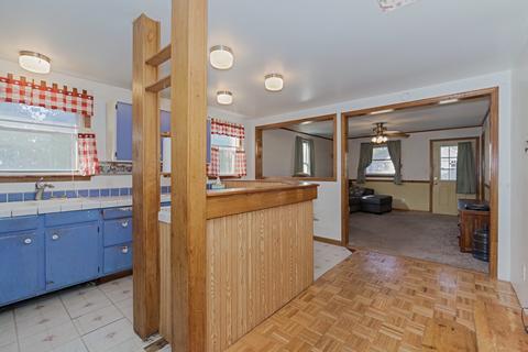 208 N Main St, Dana, IL 61321 photo 7