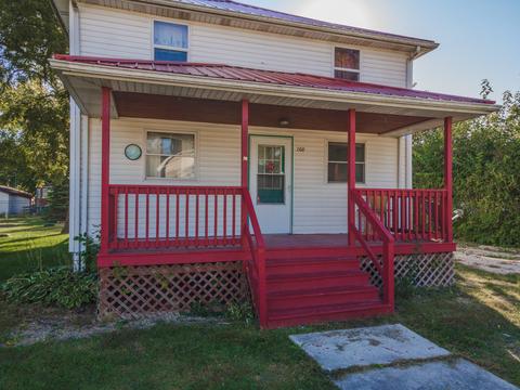 208 N Main St, Dana, IL 61321 photo 2