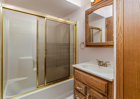 8407 Normandy Ave, Burbank, IL 60459 photo 9
