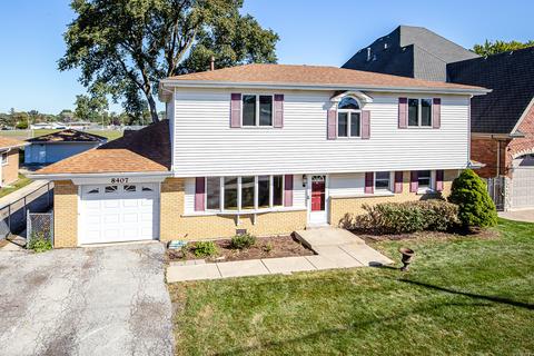 8407 Normandy Ave, Burbank, IL 60459 photo 2