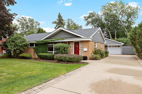 2543 Pick Dr, Glenview, IL 60025 photo 2