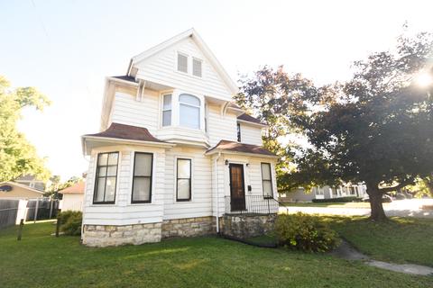 204 Everett St, Dixon, IL 61021 photo 1