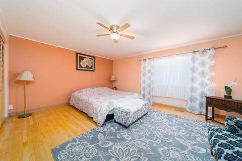 2068 Birch St, Des Plaines, IL 60018 photo 17