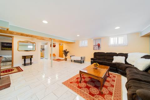 2068 Birch St, Des Plaines, IL 60018 photo 26