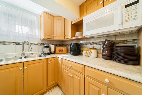 2068 Birch St, Des Plaines, IL 60018 photo 28
