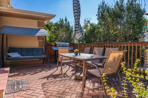 2068 Birch St, Des Plaines, IL 60018 photo 3