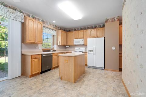 559 Sumac Dr, Aurora, IL 60506 photo 14