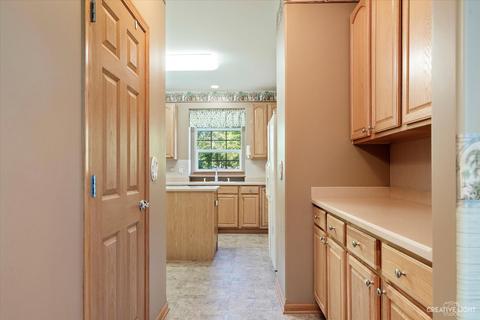 559 Sumac Dr, Aurora, IL 60506 photo 13