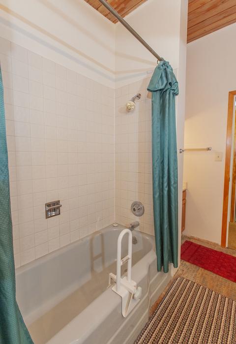 534 Lucille Ave, Elgin, IL 60120 photo 19
