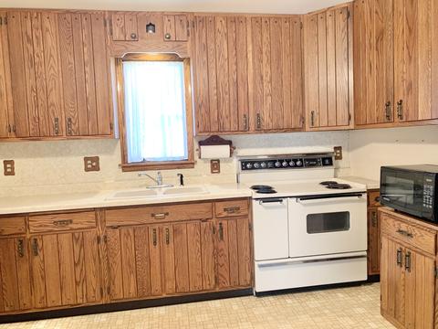 1436 Phelps St, Ottawa, IL 61350 photo 8