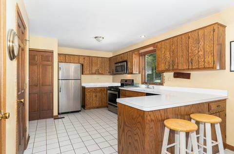 505 Cimarron West Dr, Aurora, IL 60504 photo 4
