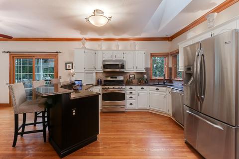 2 Red Stone Ct, Bloomington, IL 61704 photo 10