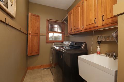 2 Red Stone Ct, Bloomington, IL 61704 photo 46