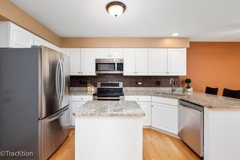 1250 Horseshoe Ln, Bartlett, IL 60103 photo 6