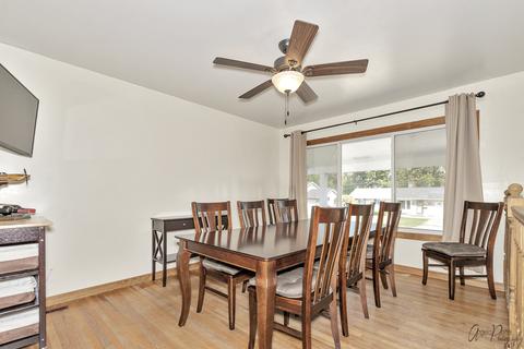 3905 Maple Ave, Mchenry, IL 60050 photo 7