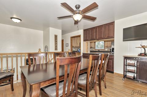 3905 Maple Ave, Mchenry, IL 60050 photo 5