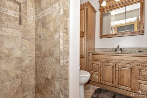 3905 Maple Ave, Mchenry, IL 60050 photo 16