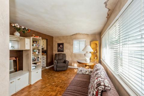 831 Valley Stream Dr #A, Wheeling, IL 60090 photo 3