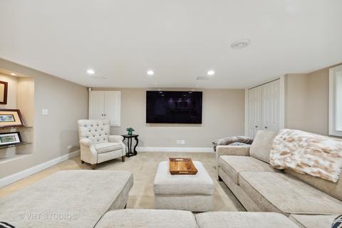 1141 Midwest Ln, Wheaton, IL 60189 photo 30