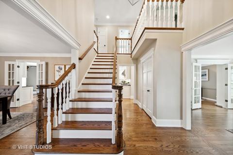 1141 Midwest Ln, Wheaton, IL 60189 photo 6