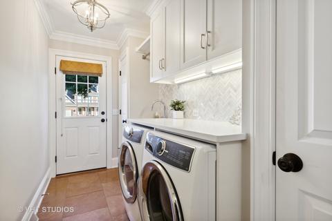 1141 Midwest Ln, Wheaton, IL 60189 photo 19