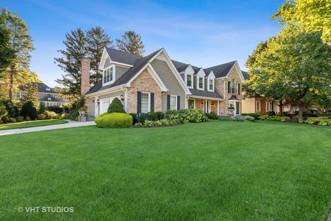 1141 Midwest Ln, Wheaton, IL 60189 photo 2