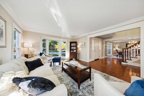 1141 Midwest Ln, Wheaton, IL 60189 photo 10
