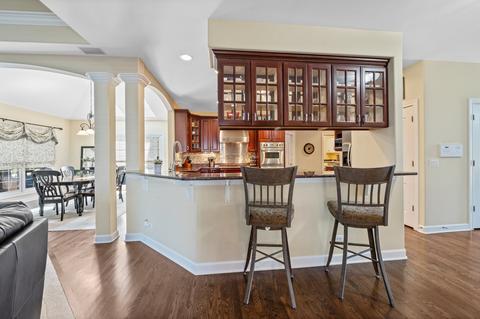 965 Riverstone Dr, Aurora, IL 60502 photo 8