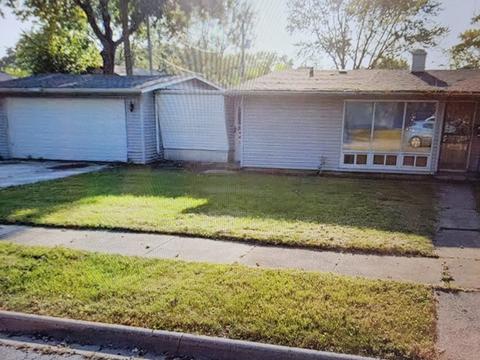 2413 Circle Dr, Hazel Crest, IL 60429 photo 1