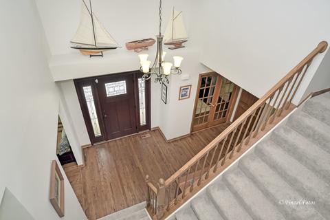 1454 Newcastle Ln, Bartlett, IL 60103 photo 17