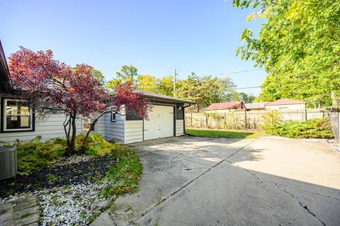 314 Cindy Ln, Wheeling, IL 60090 photo 9
