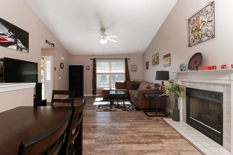 910 Bull St, Normal, IL 61761 photo 3