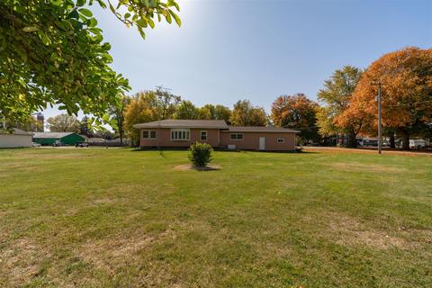 109 W 4th St, Long Point, IL 61333 photo 37