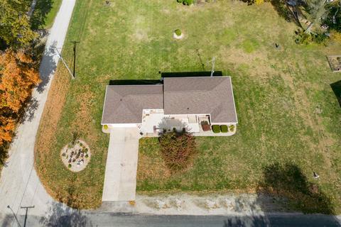 109 W 4th St, Long Point, IL 61333 photo 32