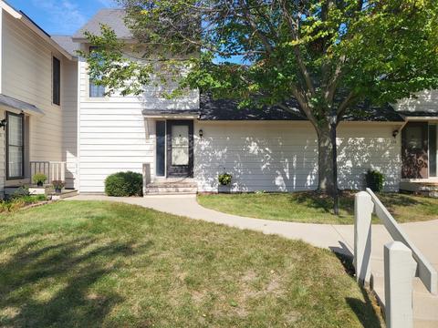 658 Mitchell Ct, Gurnee, IL 60031 photo 1