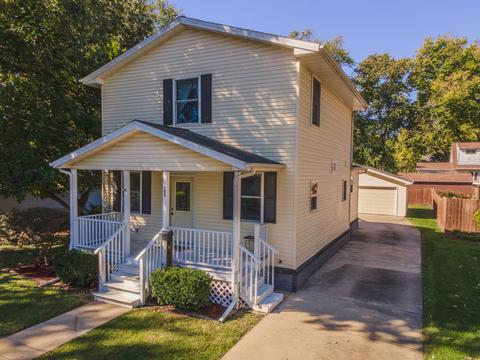 703 N Walnut St, Normal, IL 61761 photo 1