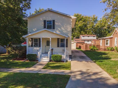 703 N Walnut St, Normal, IL 61761 photo 4