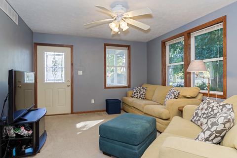 703 N Walnut St, Normal, IL 61761 photo 6