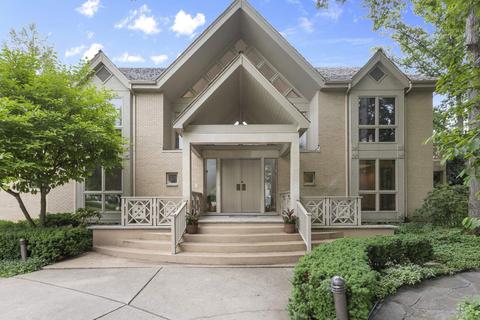 152 Ashton Dr, Burr Ridge, IL 60527 photo 1