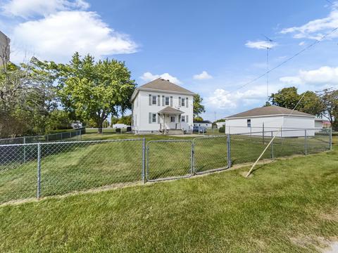 102 S Central St, Danforth, IL 60930 photo 17