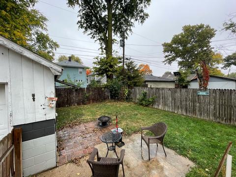 702 Douglas St, Bloomington, IL 61701 photo 38