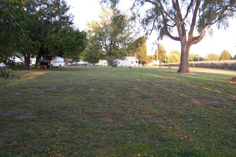 580 S Hinkley St, Bement, IL 61813