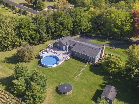 3915 Sandy Bluff Rd, Plano, IL 60545 photo 3