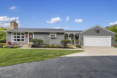 3915 Sandy Bluff Rd, Plano, IL 60545 photo 1