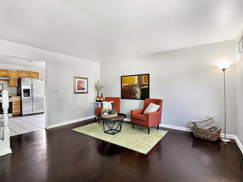 860 S Spring Rd, Elmhurst, IL 60126 photo 3