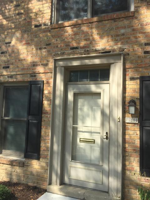 1844 Bristol Walk, Hoffman Estates, IL 60169 photo 1