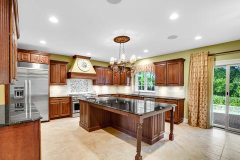 3814 N Riverside Dr, Johnsburg, IL 60051 photo 10