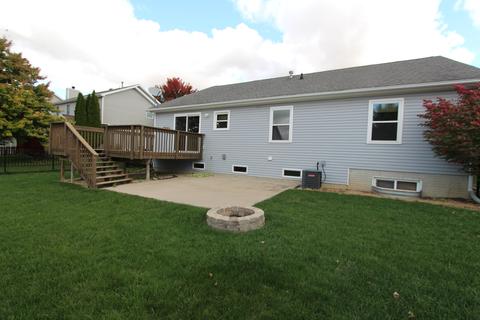 1402 Windham Hill Rd, Bloomington, IL 61704 photo 2