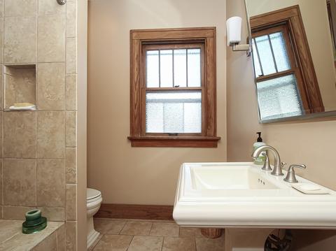 323 N Walnut St, Itasca, IL 60143 photo 14